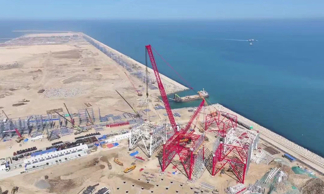 桁架臂履带起重(zhong)機(jī)